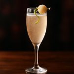 Litchi Royale – en bubblande festlig drink för eleganta tillfällen
