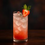 Strawberry Fields Fizz en frisk bubblande sommarklass för lata dagar