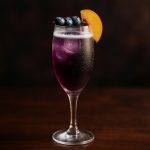 Blueberry Peach Royale - en färgstark drink för somriga stunder